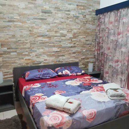 Hostel Kyma Galata